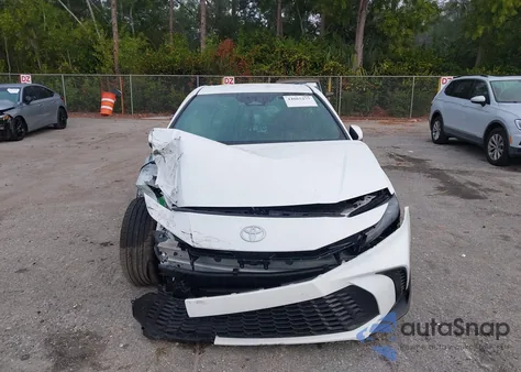 2025 Toyota Camry Se z USA, uszkodzony, nr VIN 4T1DAACK4SU607964